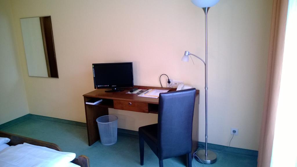 Landhotel Vierjahreszeiten Bad Königshofen im Grabfeld Cameră foto